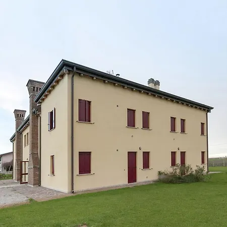 Belvilla By Oyo Casa Rosolina Due Il Piano